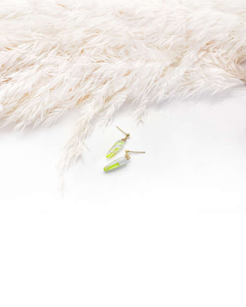 Exotic Neon Yellow Patricia - Image 2
